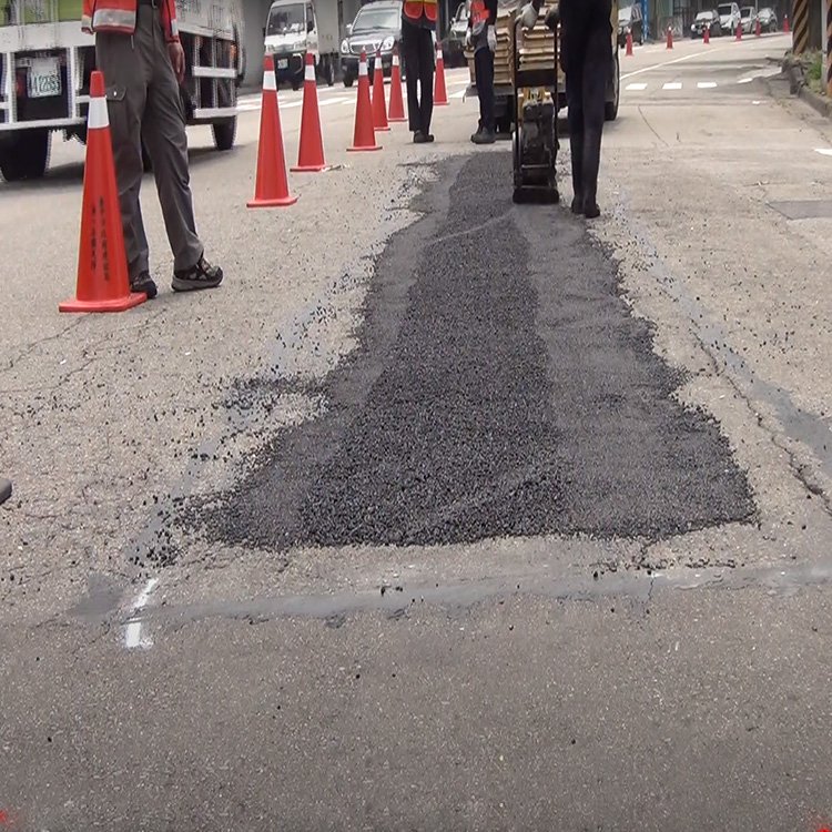 道路柏油修補瀝青砂路面快速修補用小顆粒石子混合料