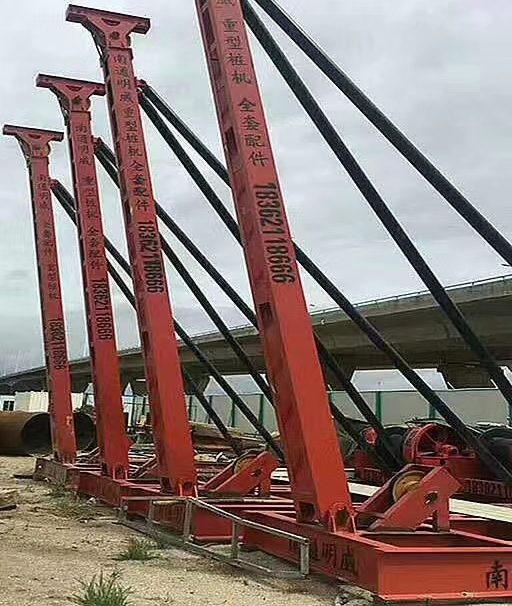 CK1500沖孔打樁機(jī)沖樁機(jī)人字梁錘頭錘牙配件永威現(xiàn)貨