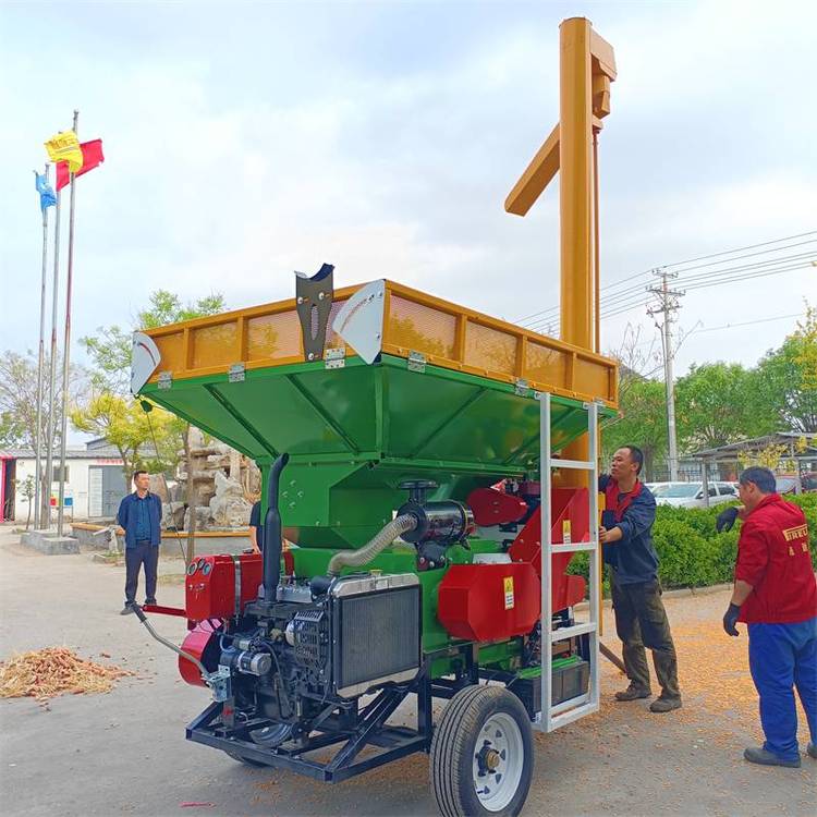 魯豐鏟車上料玉米脫粒機(jī)干濕兩用脫玉米機(jī)大型玉米脫粒機(jī)視頻