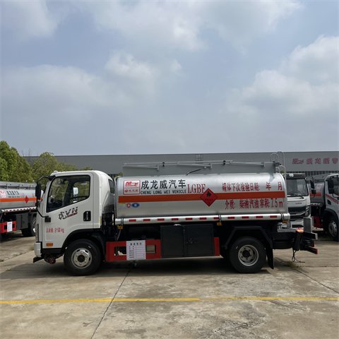 5噸油罐車(chē)解放7.5方流動(dòng)式加油車(chē)運(yùn)油車(chē)專業(yè)廠家手續(xù)齊全