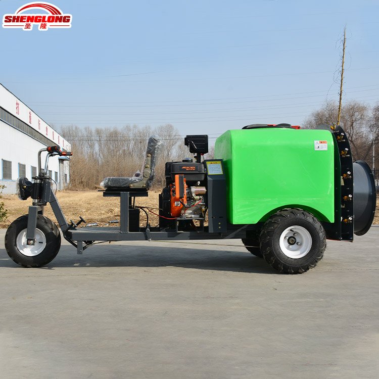 果園除蟲(chóng)乘坐式打藥機(jī)400L大容量園林噴霧車高壓霧化細(xì)膩