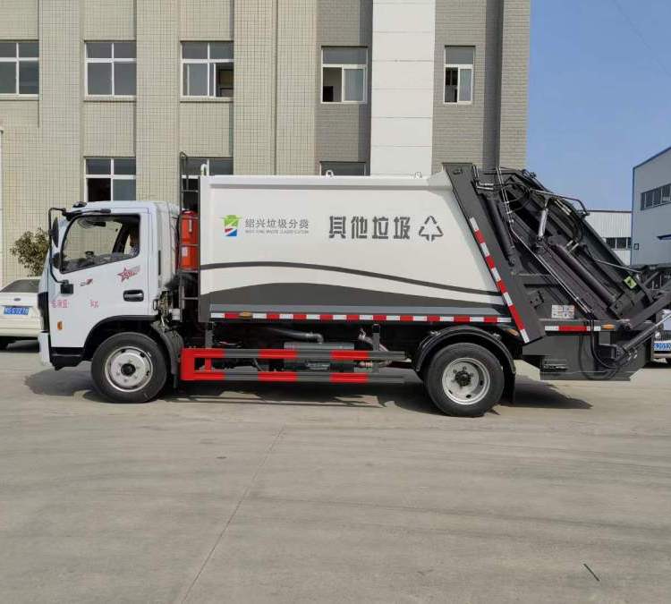 6方后裝壓縮垃圾車東風(fēng)小型鄉(xiāng)村垃圾收集轉(zhuǎn)運車