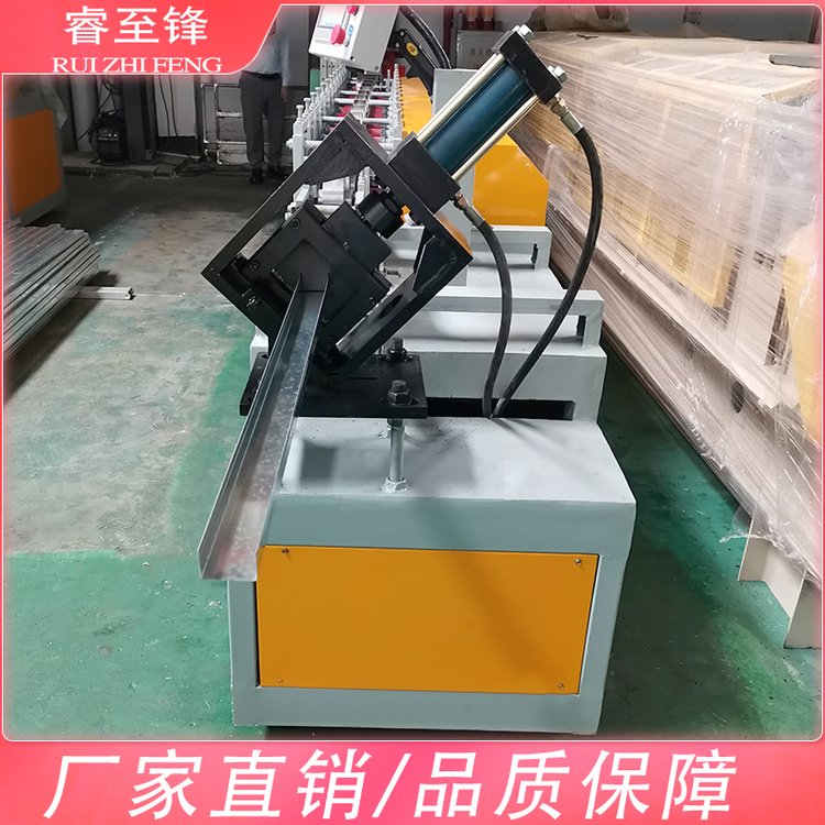 睿至鋒全液晶觸控u型鋼冷彎設(shè)備生產(chǎn)線廠家u鋼輥壓機(jī)