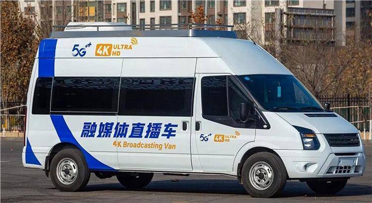 直播車改造方案設(shè)計現(xiàn)場錄節(jié)目轉(zhuǎn)播車多機位拍攝，高清畫質(zhì)新聞車