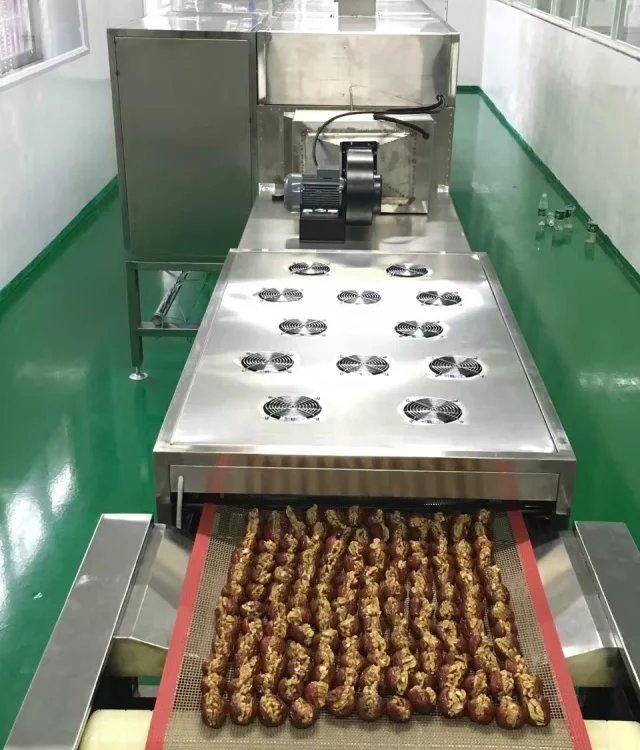 齊協(xié)卡拉膠微波殺菌機(jī)型號：QX-50HM10連續(xù)式生產(chǎn)智能化控制