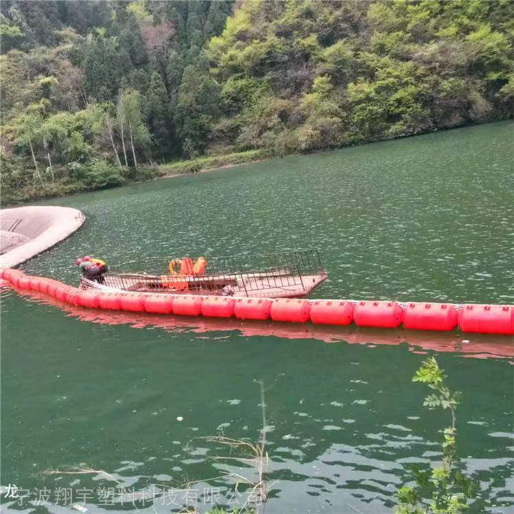 翔宇鋼絲繩串聯(lián)水庫垃圾攔擋塑料浮排圓柱形聚乙烯浮筒