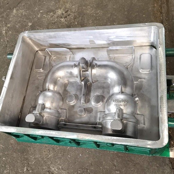 坤泰砂型鋁合金工藝造型機(jī)翻砂KTTX砂箱自動(dòng)線配給