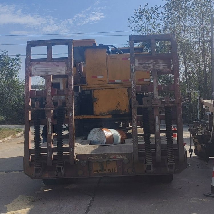 水泥路面共振破碎技術(shù)破碎機(jī)作業(yè)售后完善服務(wù)周到一站采購(gòu)