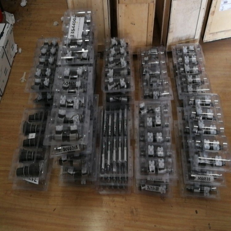 璩€寰峰厠HYDAC闆荤鎻涘悜闁SM06020Y-01M-C-N-24DG鐝�(xi脿n)璨�