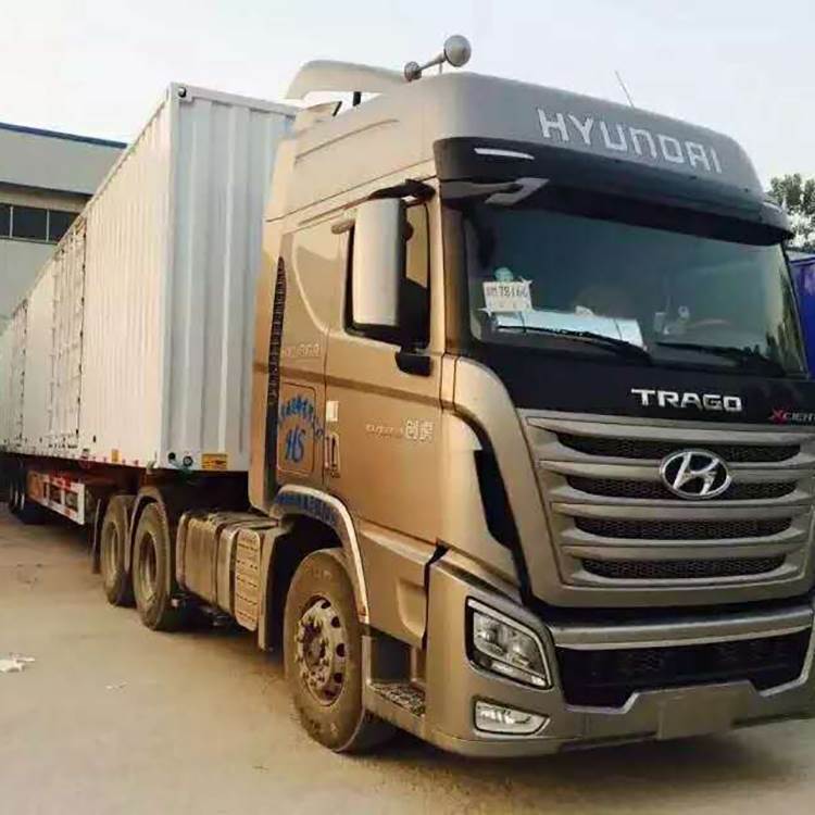 港口碼頭集裝箱運(yùn)輸半掛車(chē)承載能力強(qiáng)后輪距1000mm