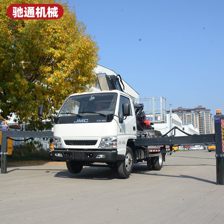 江鈴藍牌28米30米高空作業(yè)車戶外高空施工登高車勻速穩(wěn)定
