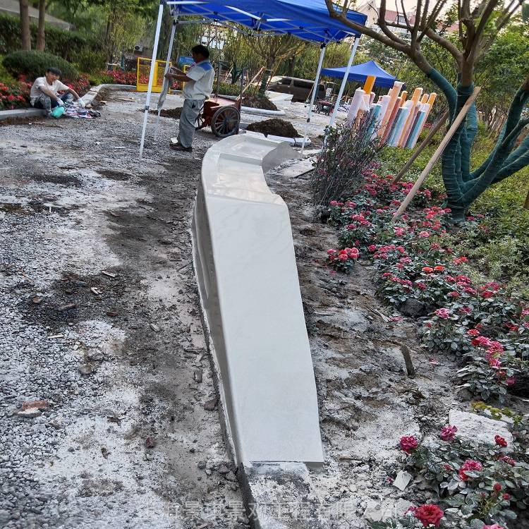 六安高鐵站廣場樹池藝術(shù)混凝土材料制作真石麗泰科石品牌材料供應(yīng)