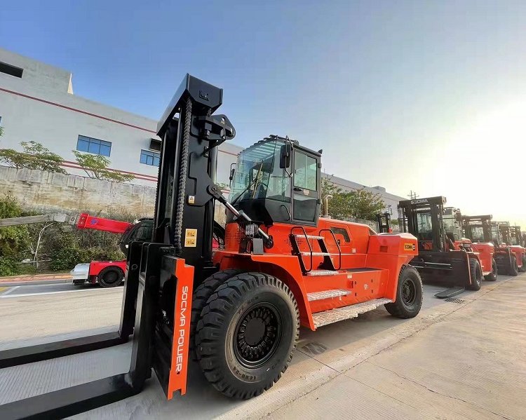 32噸叉車一臺多少錢-碼頭集裝箱32噸叉車廠家價格