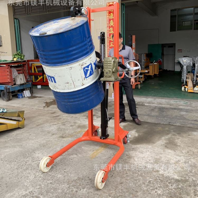 增城油桶倒料叉車黃埔翻桶器廣州手動液壓油桶堆高翻轉(zhuǎn)車