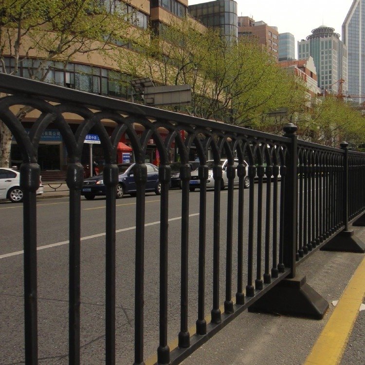 金路護欄廠家定制金華武義縣羊角道路護欄機非隔離護欄城市文化道路隔離欄景區(qū)美觀護欄